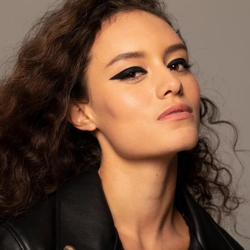 Smashbox Always On Liquid Liner precizní tekutá oční linka odstín black 0.6 g