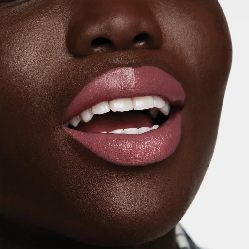 Smashbox Be Legendary Prime & Plush Lipstick krémová rtěnka odstín Level Up 34 g