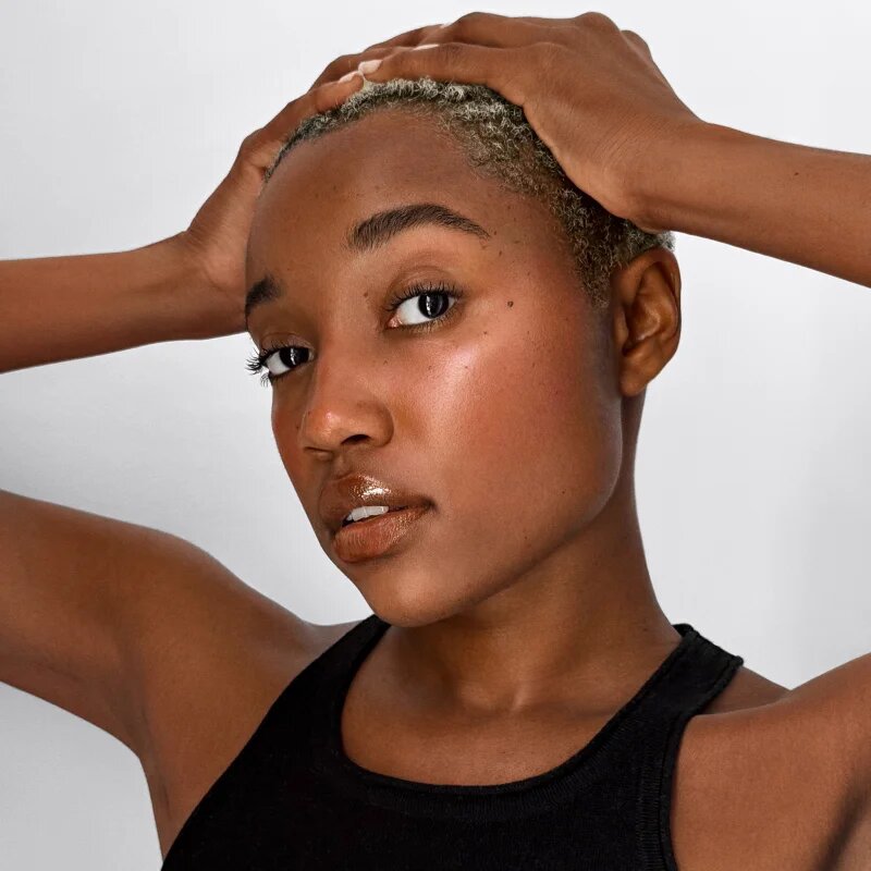 Smashbox LIT STX Blushlighter tvářenka s rozjasňovačem v tyčince odstín Brnz.GIF 5 g