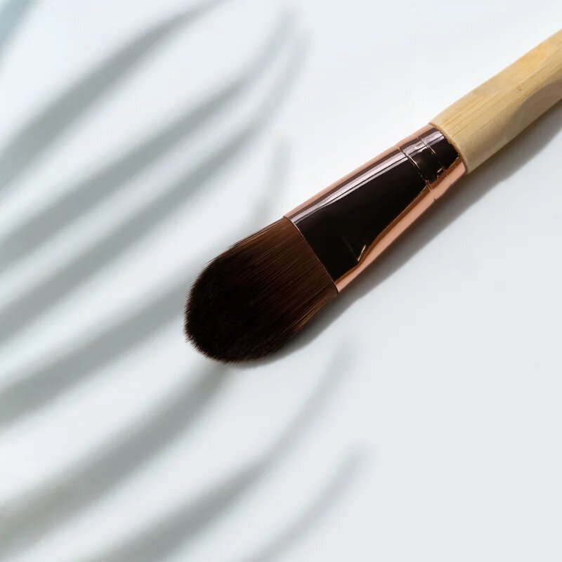 So Eco Foundation & Concealer Duo štětec na make-up a korektor oboustranný 1 ks