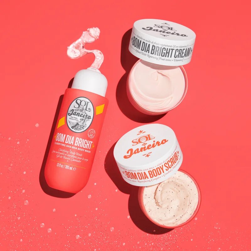 Sol de Janeiro Bom Dia™ Body Scrub vyhlazující tělový peeling 220 g