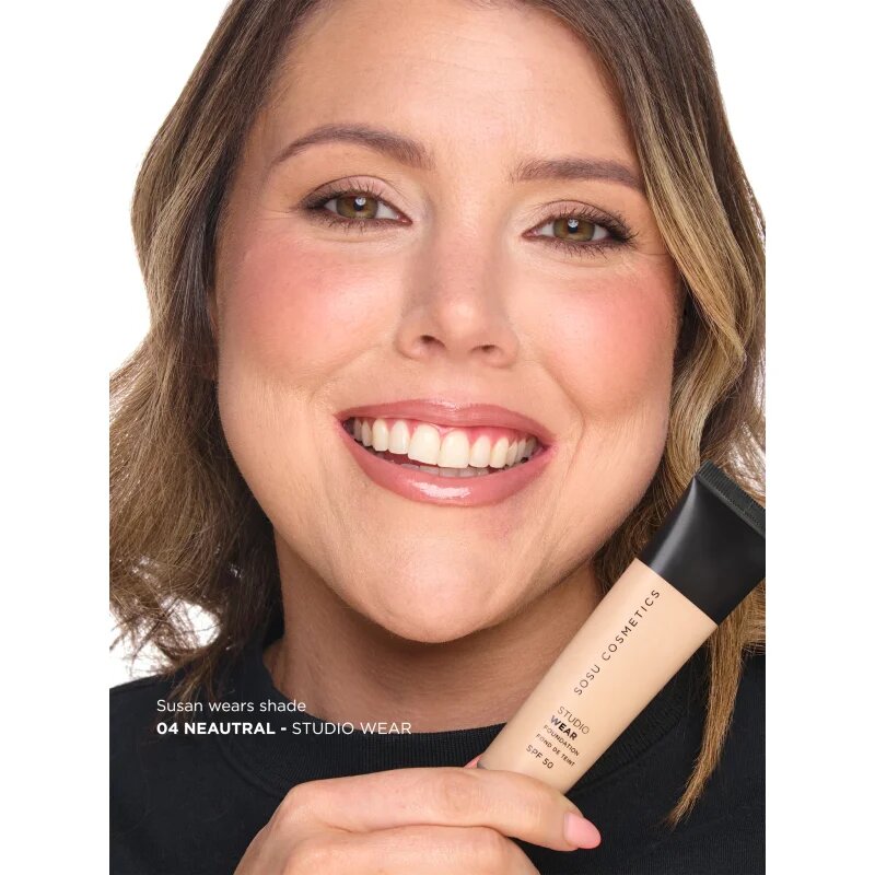 SOSU Cosmetics Studio Wear krycí make-up SPF 50 odstín 04 N 32 ml