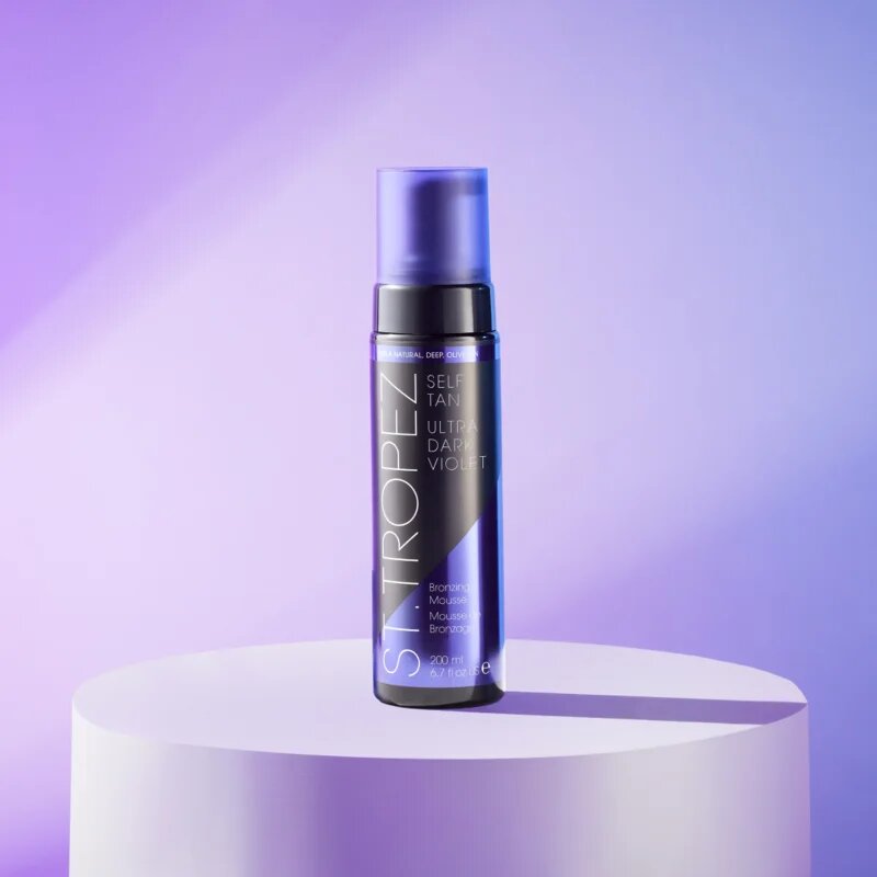 St.Tropez Self Tan Ultra Dark Violet samoopalovací pěna pro snědou pokožku 200 ml