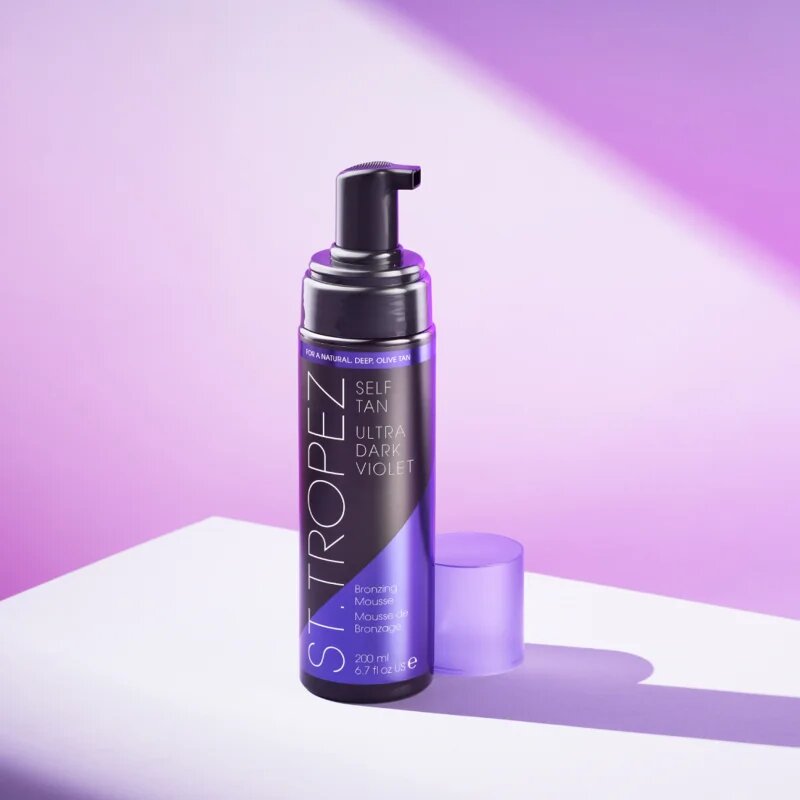 St.Tropez Self Tan Ultra Dark Violet samoopalovací pěna pro snědou pokožku 200 ml