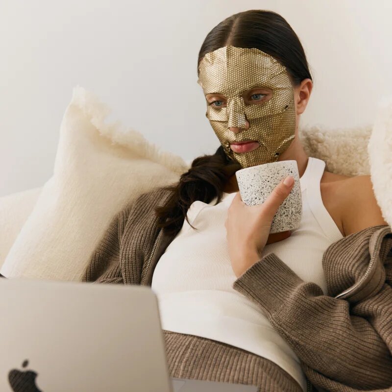 SUNEWMED+ Youth Shot Regenerating Glow Face Sheet Mask plátýnková maska pro regeneraci pleti 1 ks
