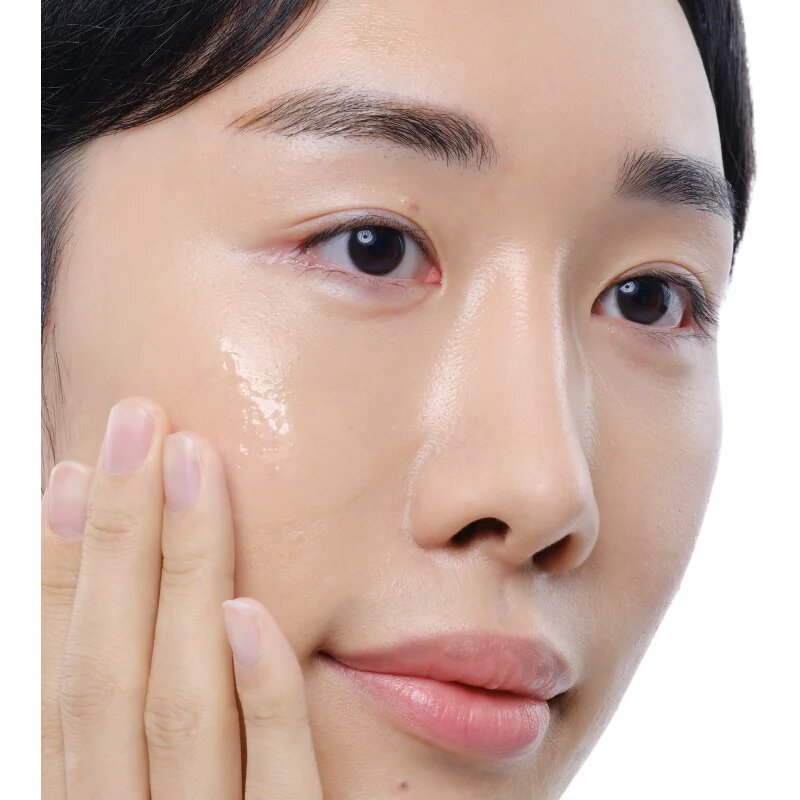 The Ordinary Alpha Arbutin 2% + HA rozjasňující pleťové sérum s kyselinou hyaluronovou 60 ml