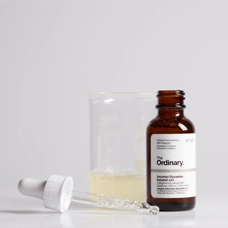 The Ordinary Ascorbyl Glucoside Solution 12% rozjasňující sérum s vitaminem C 30 ml