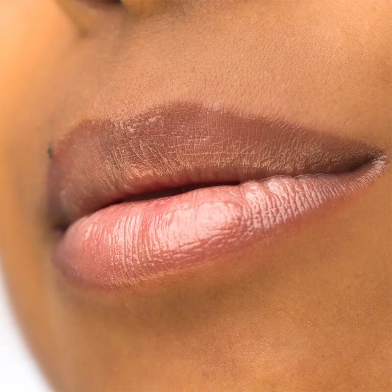 theBalm Plump Your Pucker Lip Gloss lesk na rty pro větší objem odstín Howdy Honey 2.7 ml