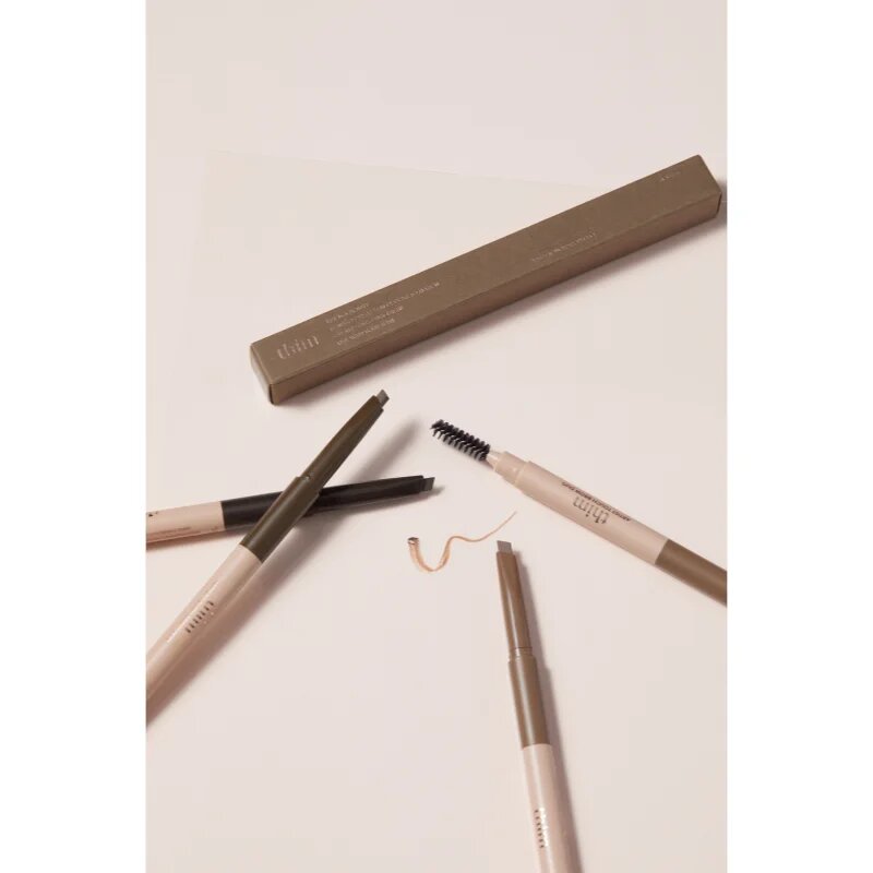 thim Artist Touch Brow Duo oboustranná tužka na obočí s kartáčkem odstín 01 Cocoa Brown 0.6 g
