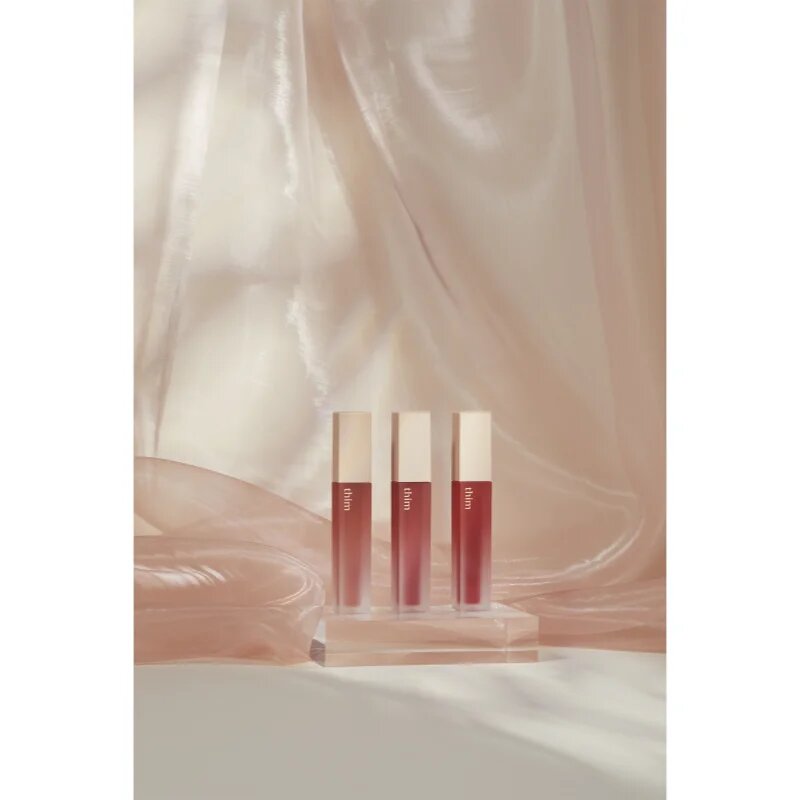 thim Sheer Matte Liquid Lip lehká tekutá matná rtěnka odstín 01 Cozy Beige 4 g