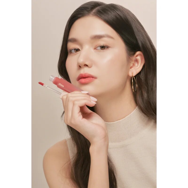 thim Sheer Matte Liquid Lip lehká tekutá matná rtěnka odstín 02 Dusky Rose 4 g