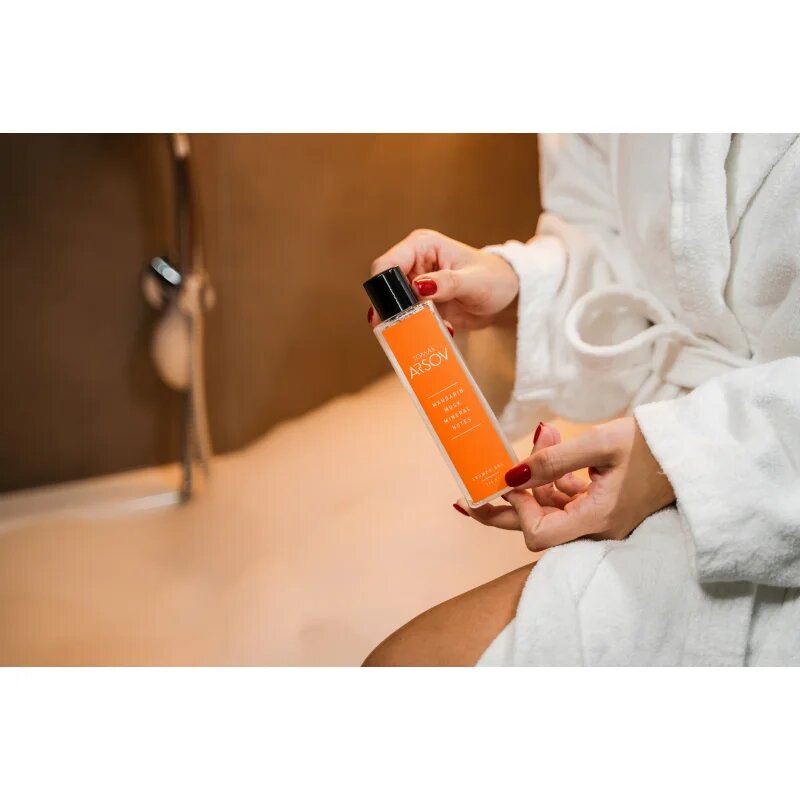 Tomas Arsov Mandarin Musk Mineral Notes Shower gel parfémovaný sprchový gel s vůní Mandarin 200 ml
