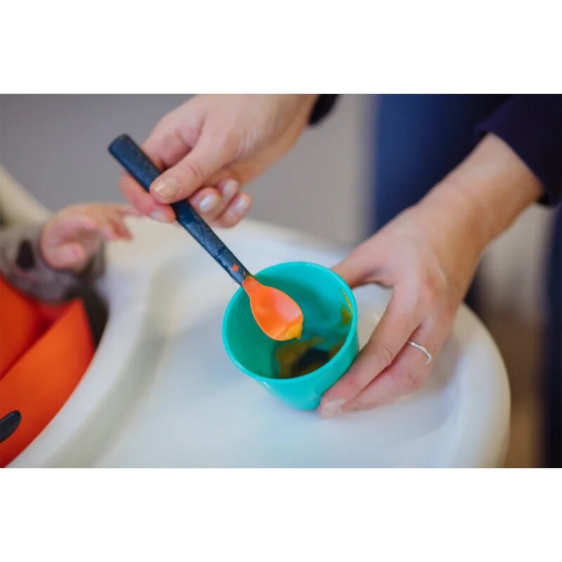 Tommee Tippee Heat Sense lžička s tepelným senzorem 4m+ 4 ks