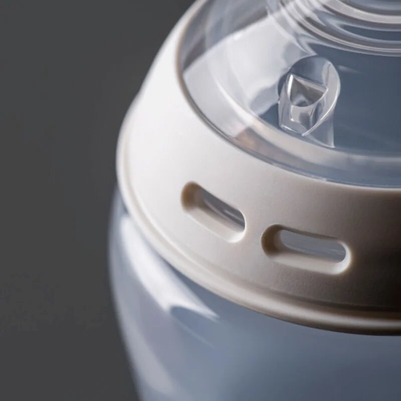 Tommee Tippee Natural Start Anti-Colic antikoliková láhev samosterilizační Slow Flow 0m+ 1 ks