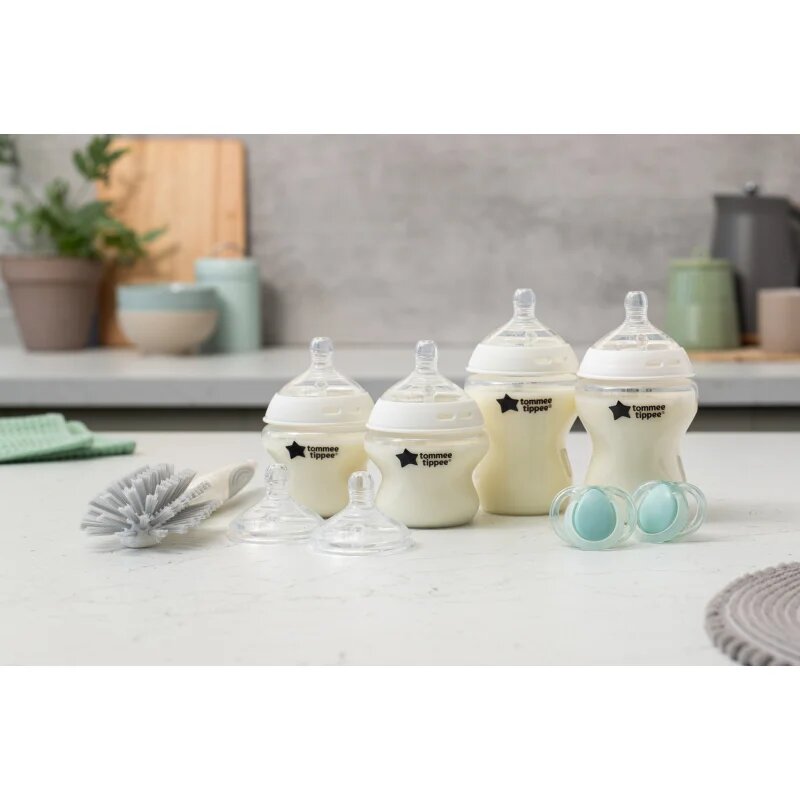 Tommee Tippee Natural Start Anti-Colic sada pro miminka samosterilizační 0 m+ White