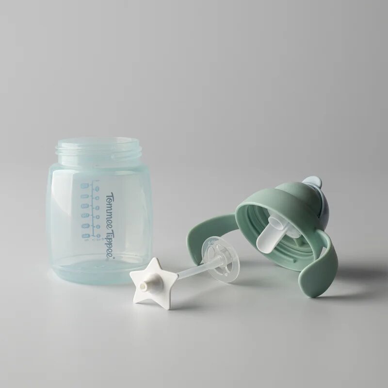 Tommee Tippee Trainer Straw tréninkový hrnek se závažím 6m+ Green 1 ks