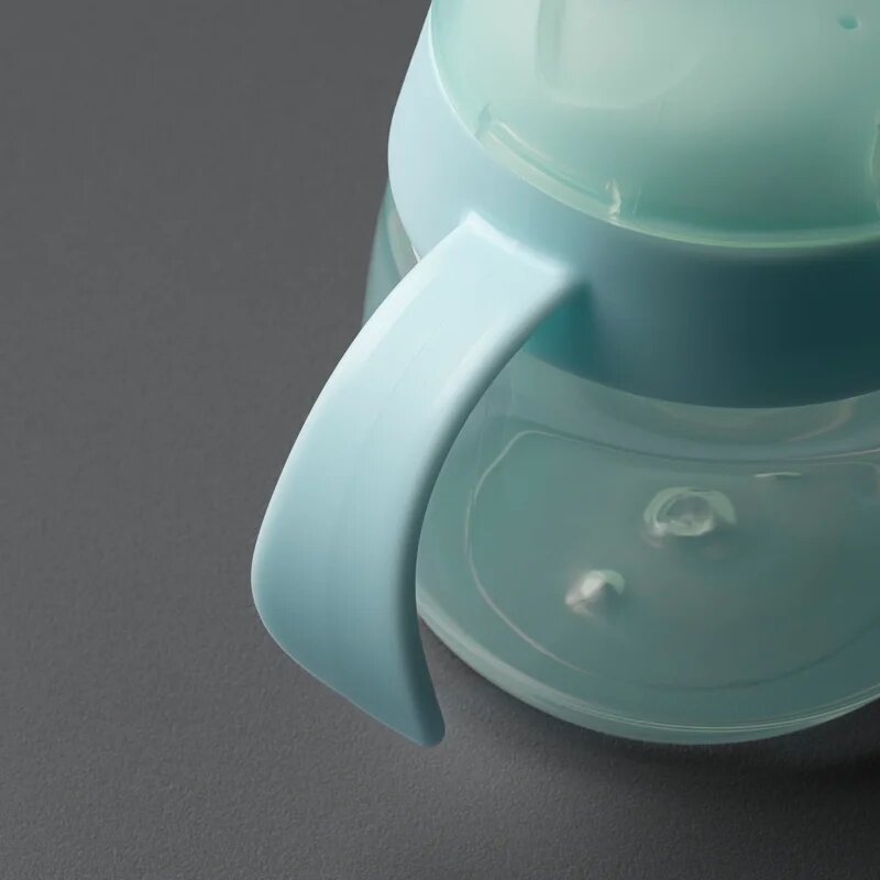 Tommee Tippee Transition Spout Cup netekoucí hrnek 4m+ Blue 150 ml