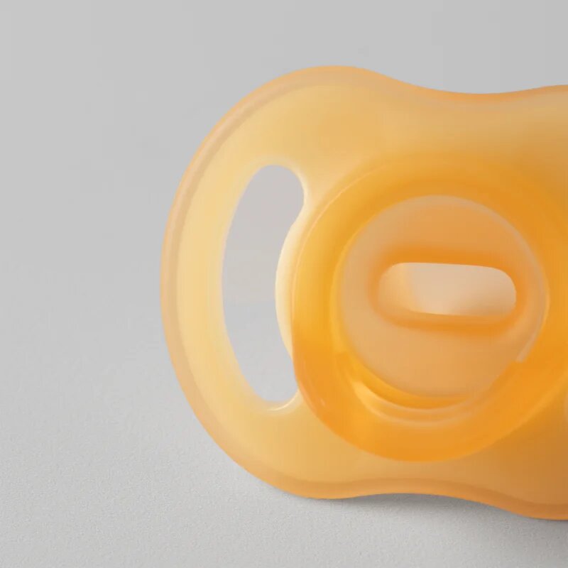 Tommee Tippee Ultra Light Night dudlík 6-18m Orange/ Blue 2 ks