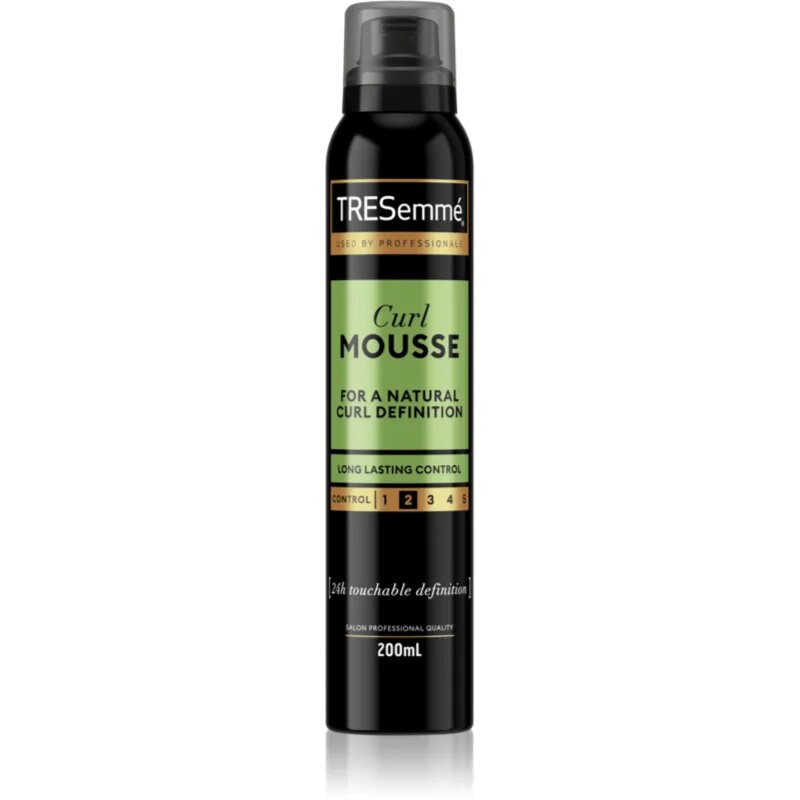 TRESemmé Botanique Cactus Water & Coconut stylingová pěna pro kudrnaté vlasy 200 ml