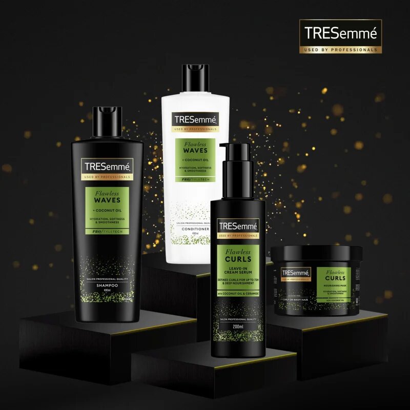 TRESemmé Flawless Curls maska na vlasy pro kudrnaté vlasy 440 ml