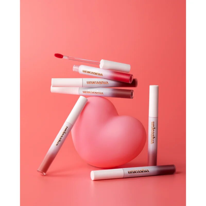 Unleashia Hug Velvet Tint barva na rty pro dlouhotrvající efekt odstín No.2 Mingle 4.5 g