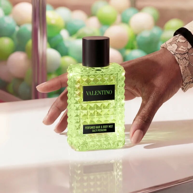 Valentino Born In Roma Hair & Body Mist Salty Pistachio mlha na vlasy a tělo pro ženy 100 ml