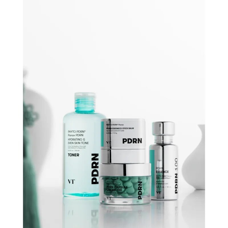 VT Cosmetics PDRN Toner hydratační pleťové tonikum pro rozjasnění pleti 250 ml