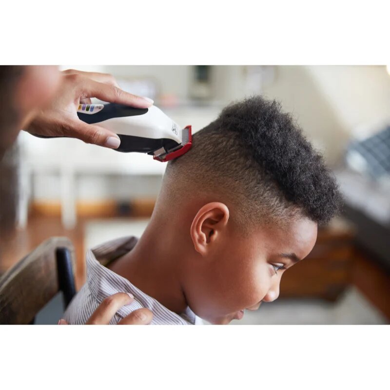 Wahl Color Pro Plus zastřihovač vlasů