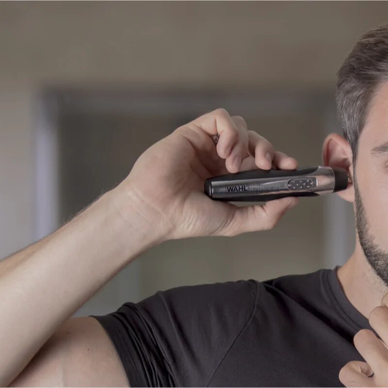 Wahl Deluxe Travel Kit zastřihovací sada na vousy i tělo na cesty