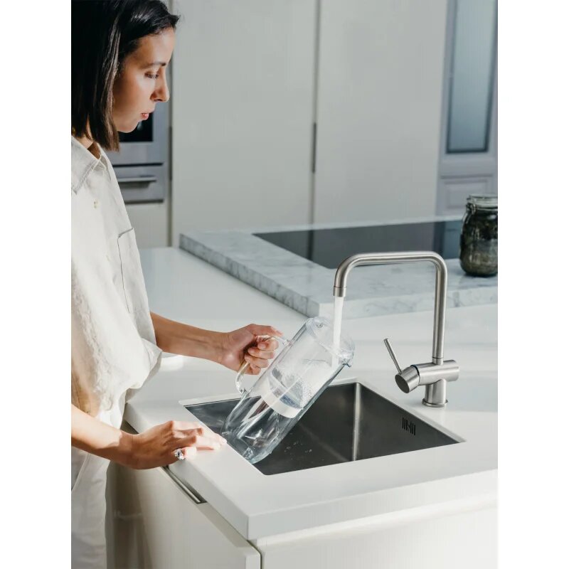 Waterdrop LUCY® Filtration Carafe filtrační karafa 1 ks