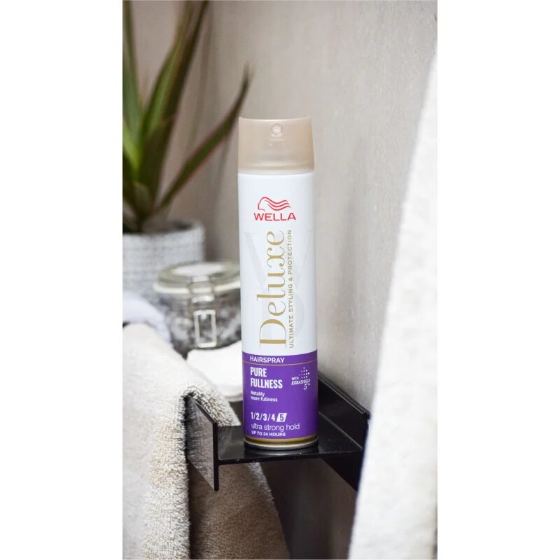 Wella Deluxe Pure Fullness lak na vlasy s extra silnou fixací pro objem 250 ml