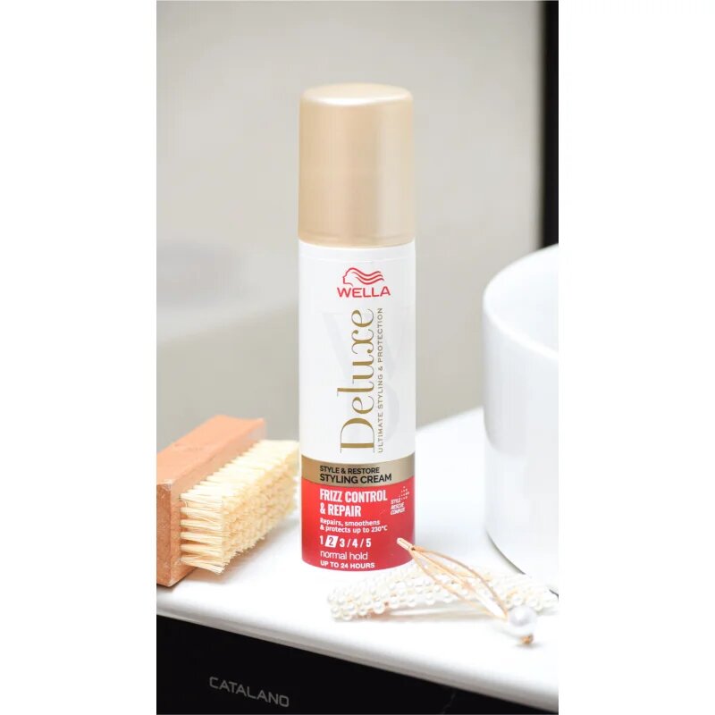 Wella Deluxe Style & Restore stylingový krém pro uhlazení a obnovu poškozených vlasů 100 ml