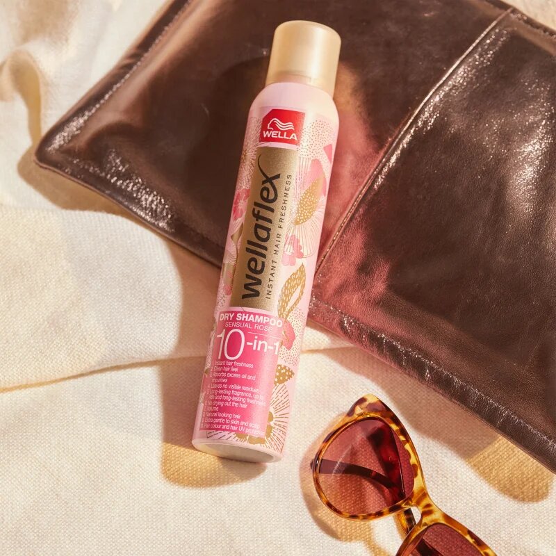 Wella flex Sensual Rose suchý šampon s jemnou květinovou parfemací 180 ml