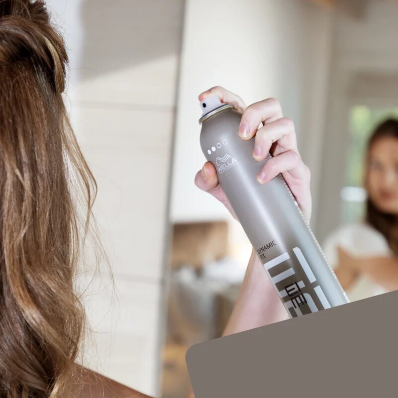 Wella Professionals Eimi Dynamic Fix lak na vlasy pro flexibilní zpevnění 500 ml