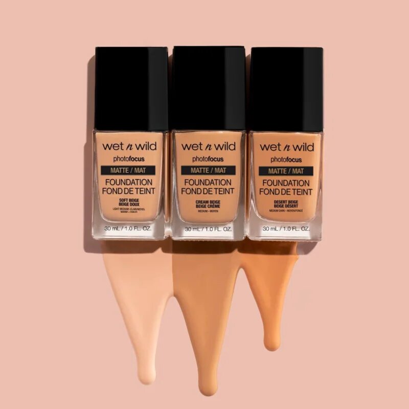 Wet n Wild PhotoFocus matující fluidní make-up odstín Desert Beige 30 ml
