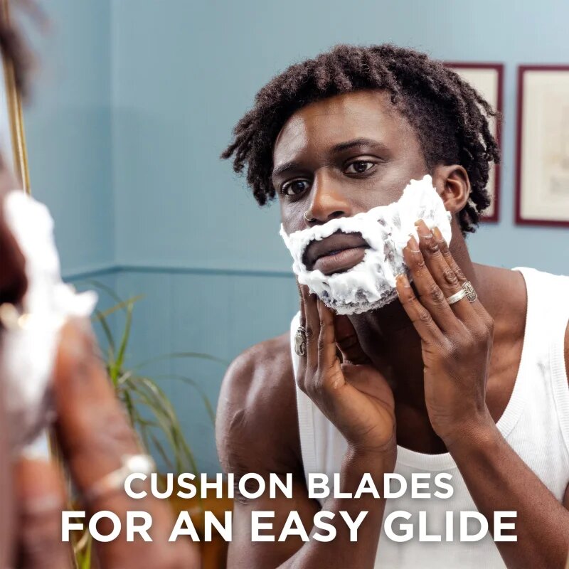 Wilkinson Sword Sensitive Shave Foam pěna na holení pro muže 200 ml