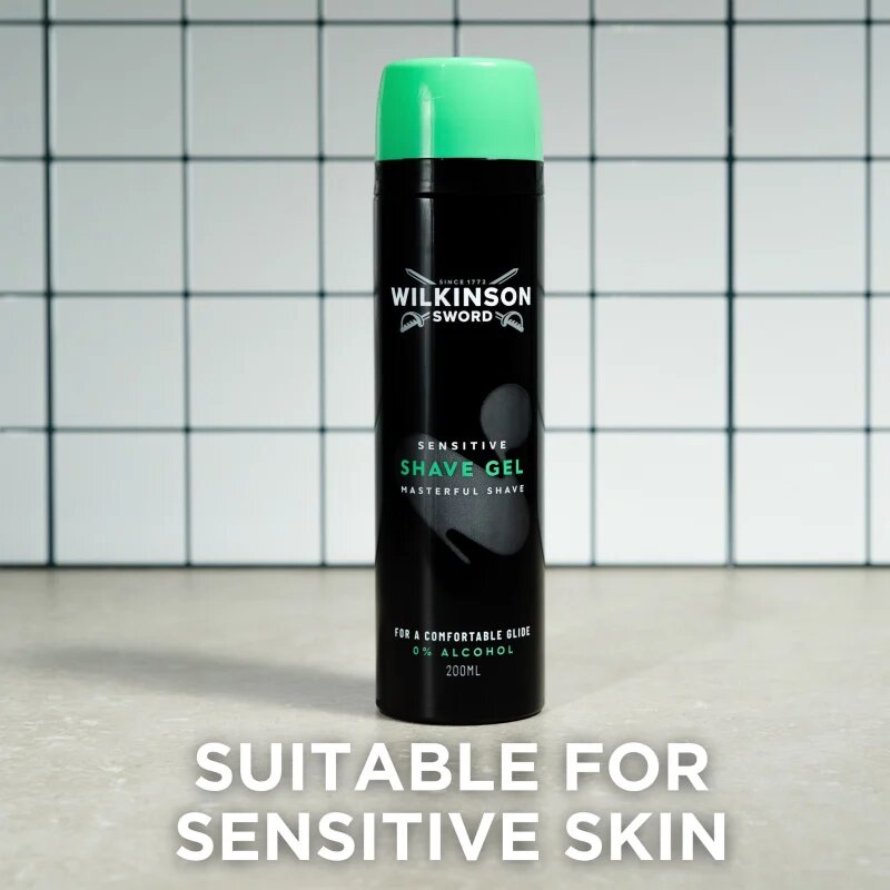 Wilkinson Sword Sensitive Shave Gel pěnivý gel na holení pro muže 200 ml