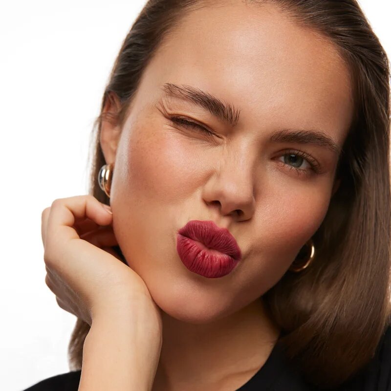 WONDERSKIN 360 Contour konturovací tužka na rty odstín Ruby 1.2 g