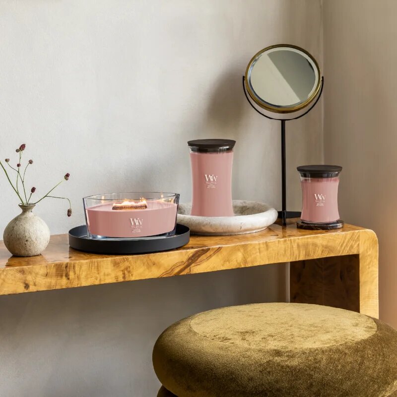 Woodwick Rose Blush vonná svíčka s dřevěným knotem 610 g