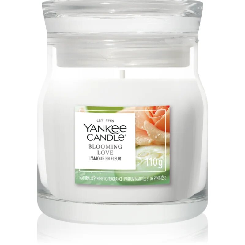 Yankee Candle Blooming Love vonná svíčka Signature 110 g