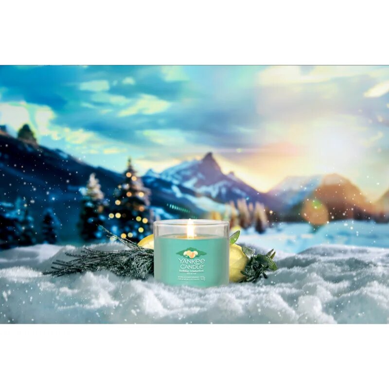 Yankee Candle Holiday Winterfest vonná svíčka Signature 122 g