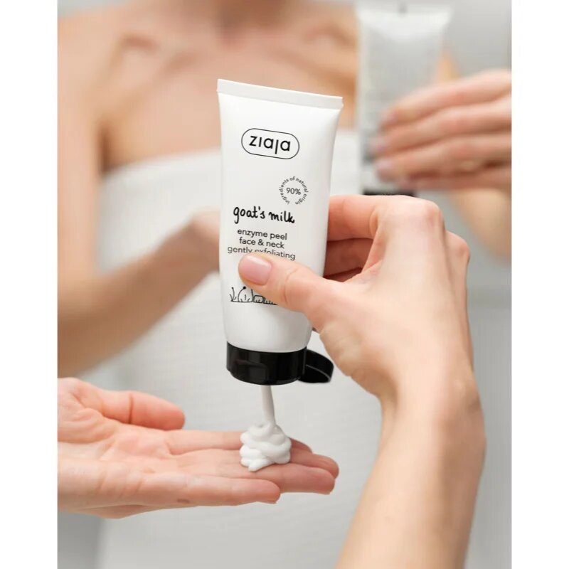 Ziaja Goat's Milk jemný čisticí peeling na obličej a krk 75 ml