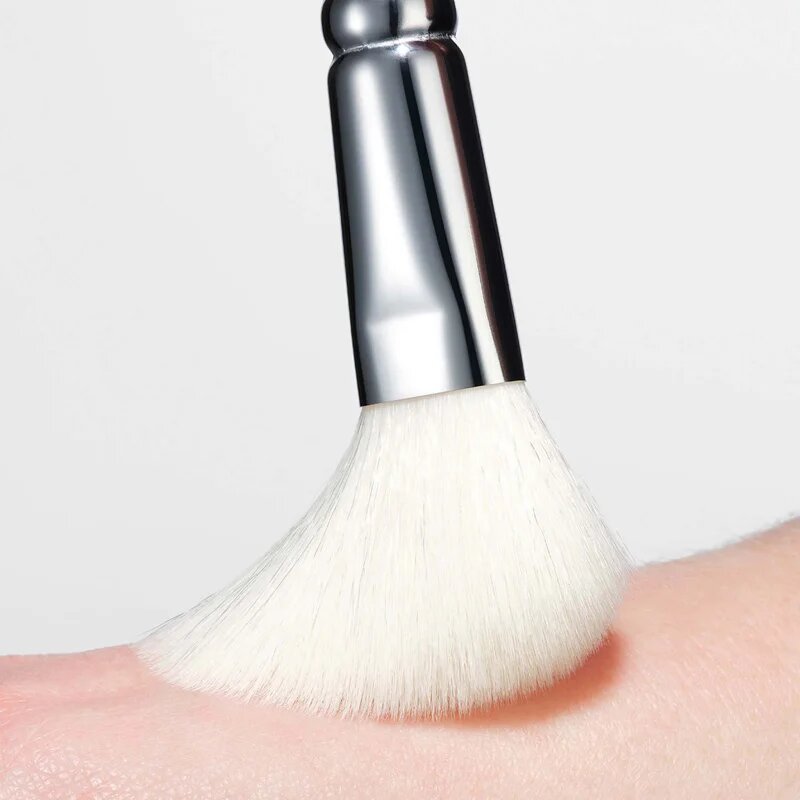 ZOEVA 127 Blush & Contour štětec na kontury a tvářenku 1 ks