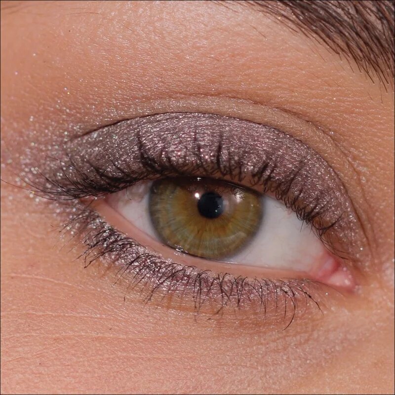 ZOEVA Velvet Love Eyeliner Pencil tužka na oči odstín Metallic Taupe 1.2 g